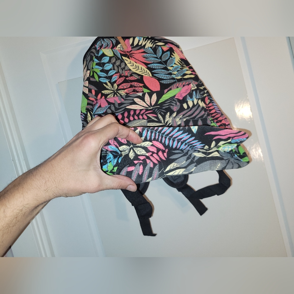 Neon leafs backpack - Picture 4 of 7